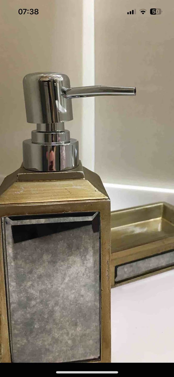 Customer photo review of Mirror 4 Parça Banyo Seti