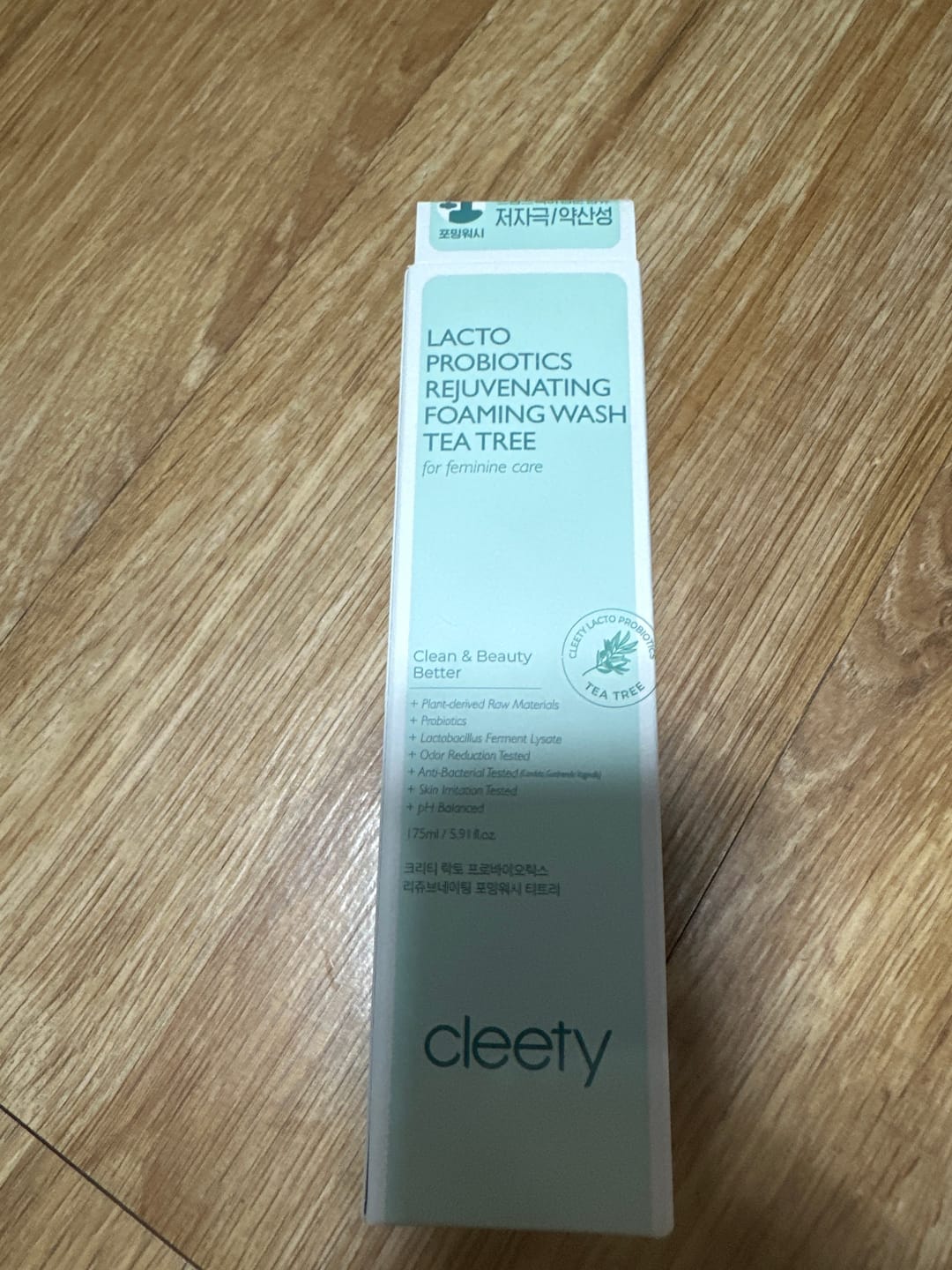 Customer photo review of cleety Lacto Probiotics Rejuvenating Foaming Wash Tea Tree 175ml