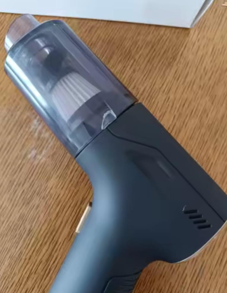 Customer photo review of Nuveo - 2-in-1 Compact Car Vacuum & Blower