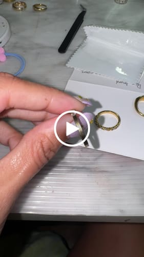Customer video review of Customer Service Reship Order