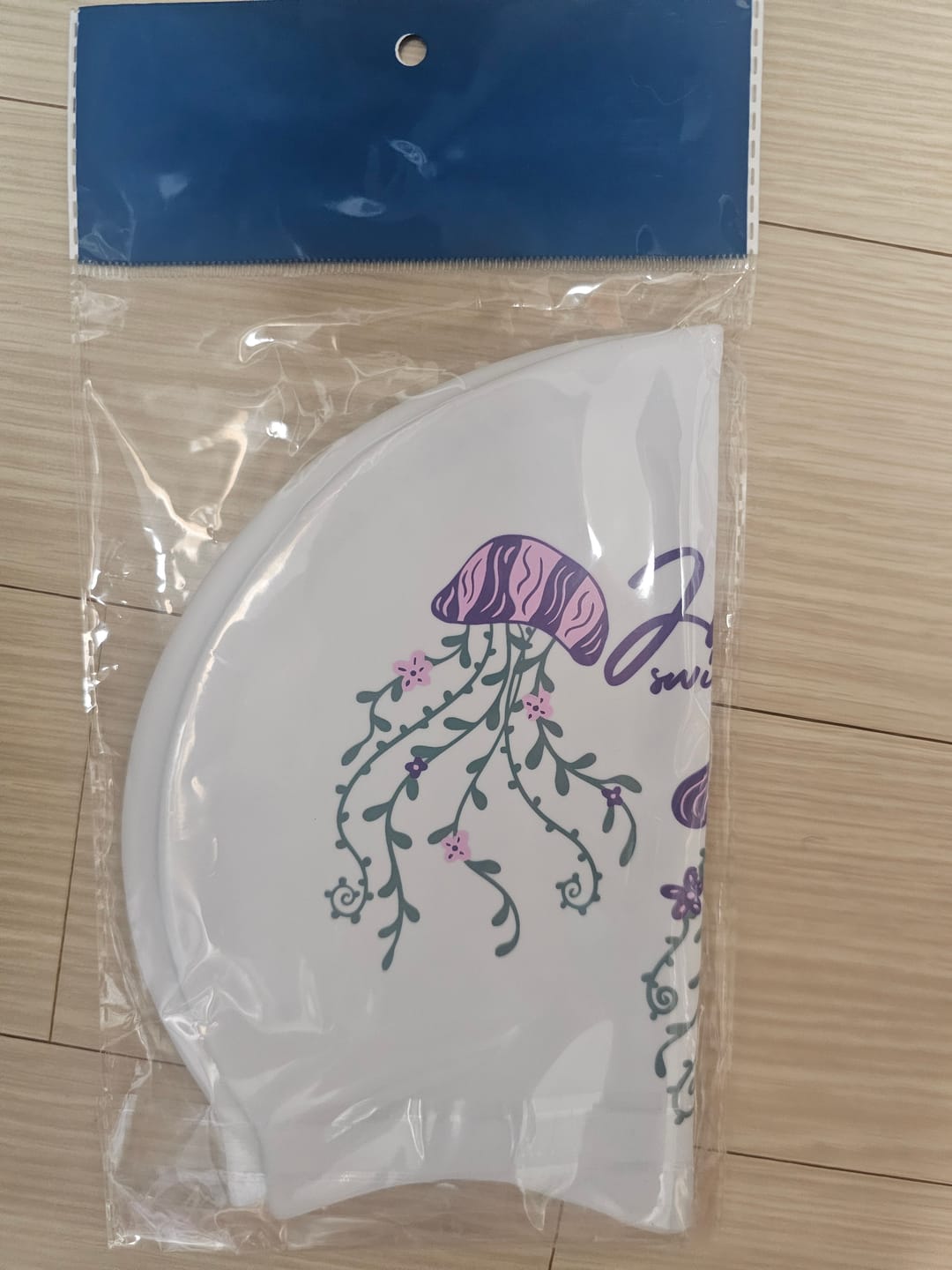 Customer photo review of JAYD Swim Cap - Jelly Belly