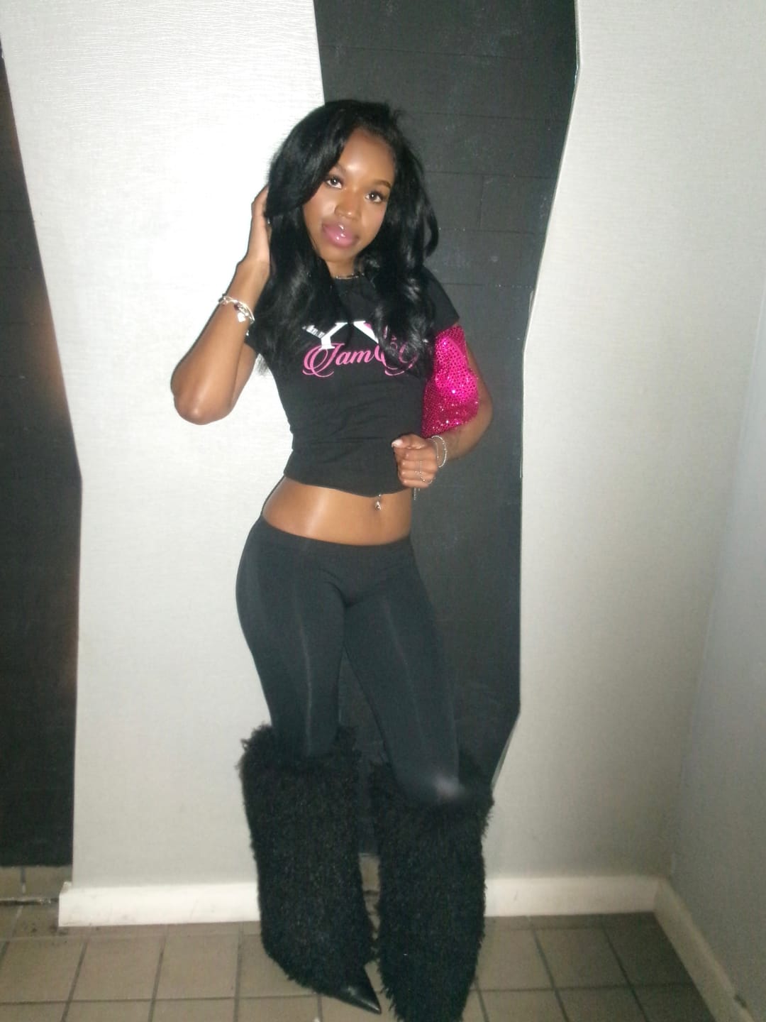 Customer photo review of Seamless LowRise Legging (Black)