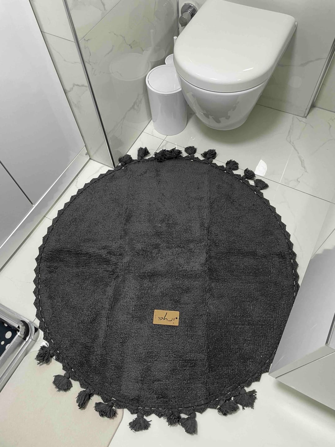 Customer photo review of Lowell Yuvarlak Banyo Paspası %100 Pamuk 100x100 Pembe