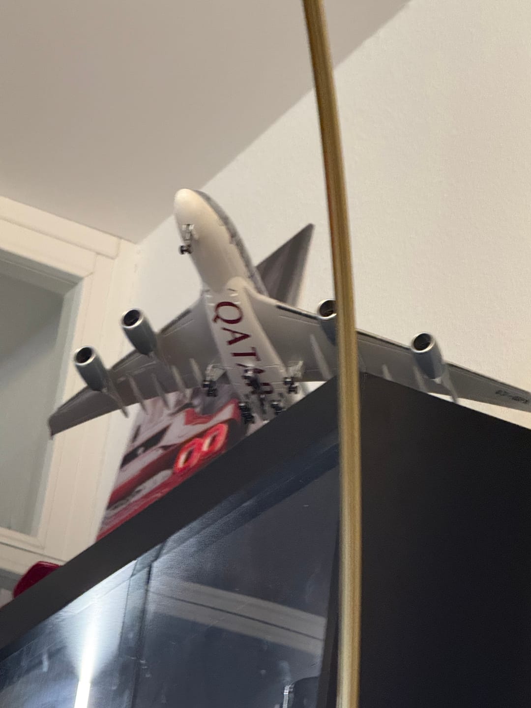 Customer photo review of Qatar Airways Airbus A380 1:160 Scale Model