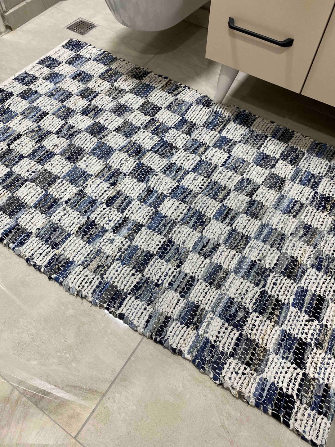 Customer photo review of Checker Denim Kilim Ekru/İndigo 120x180