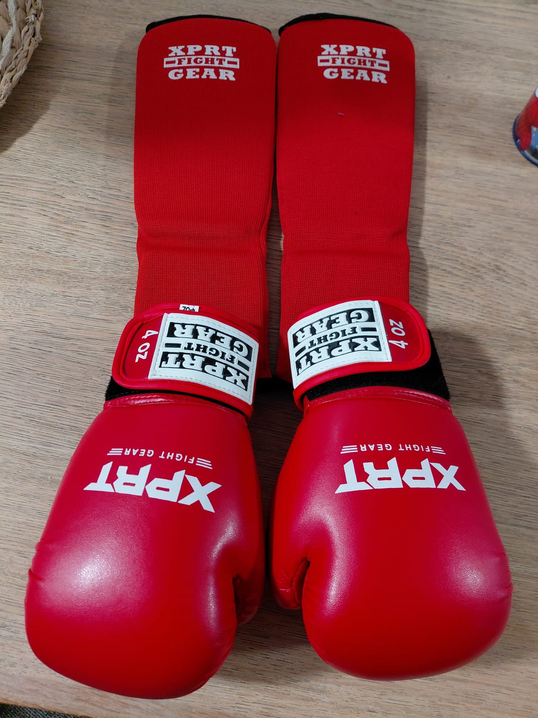 Customer photo review of Kinder bokshandschoenen XPRT Competitor V1 rood