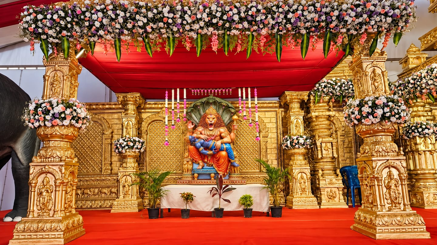 Customer photo review of Mahavatar Narasimha Wall Mural - 6x4ft | Hiranyakashyapu Mukti Scene 🦁
