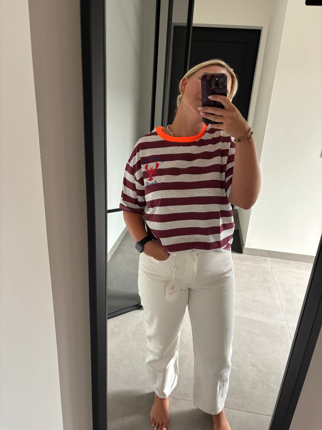 Customer photo review of MEET ME IN AMALFI TEE