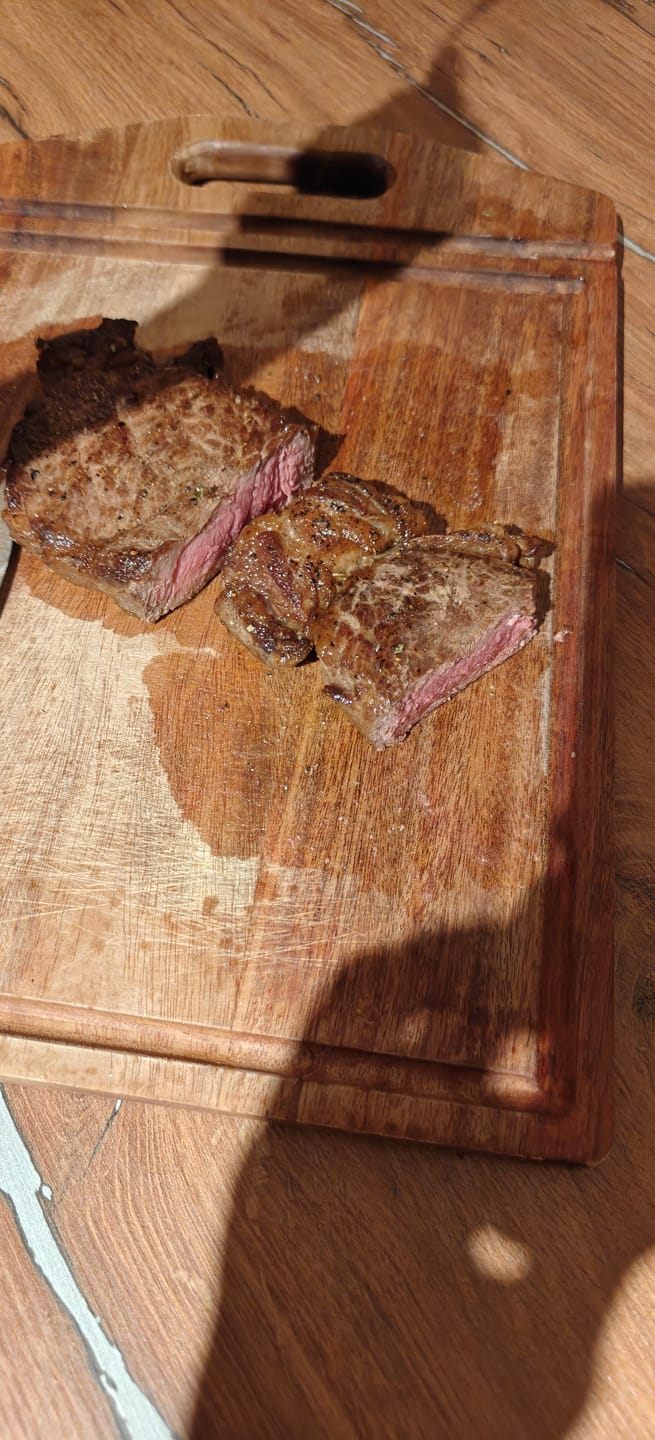Customer photo review of Aged Kansas Steak ++Thick