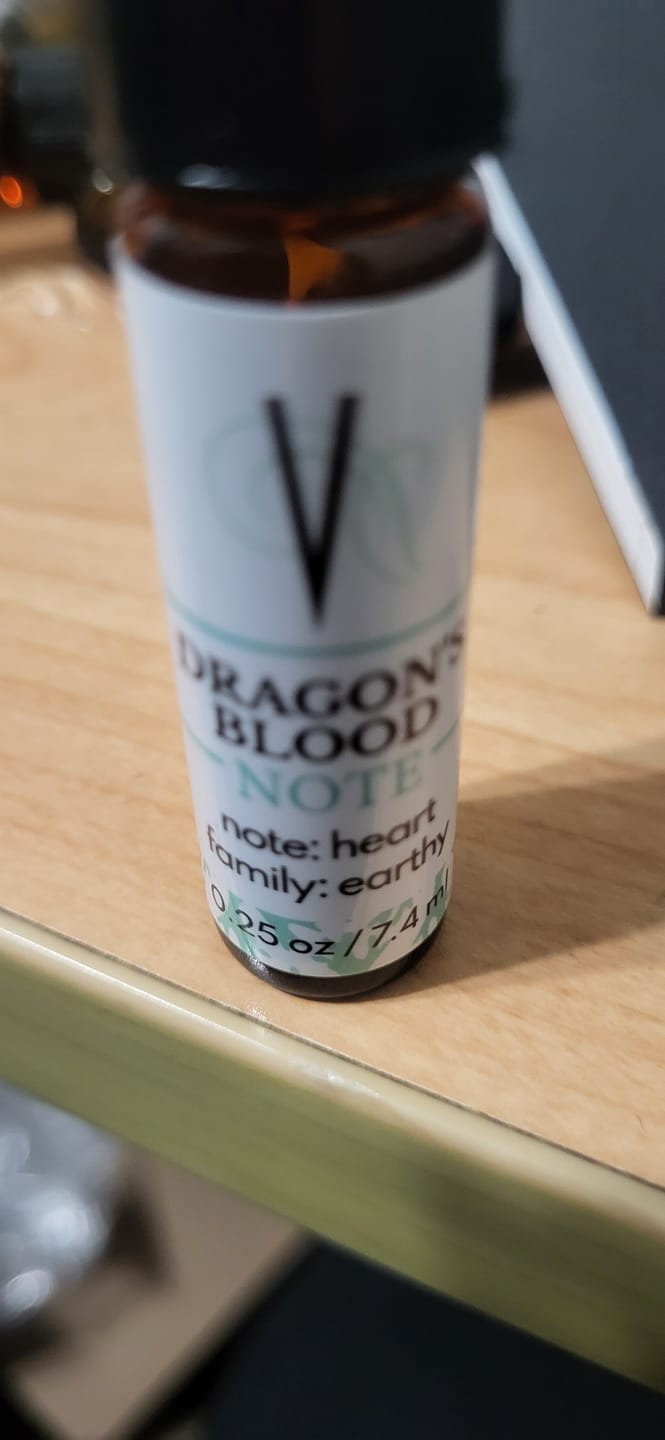 Customer photo review of Dragon's Blood Fragrance Note