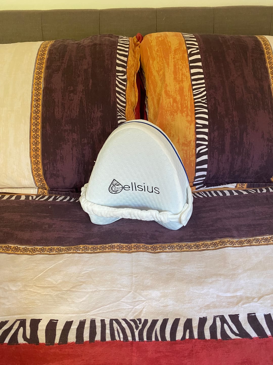 Customer photo review of Coussin Orthopédique Genoux Cellsius - Le secret d'un sommeil sans douleur