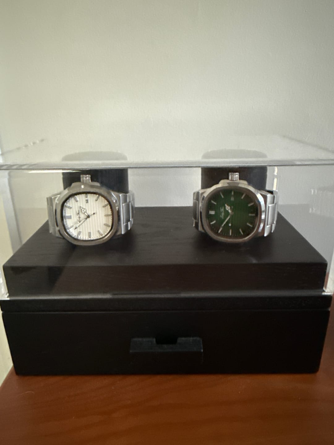 Customer photo review of Lucky Fours® Caspian