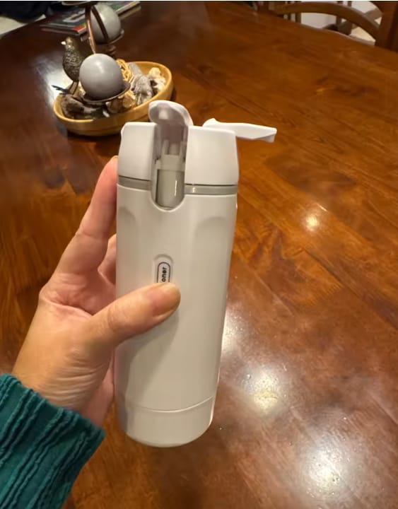 Customer photo review of Botella multi-usos para viaje 4 en 1