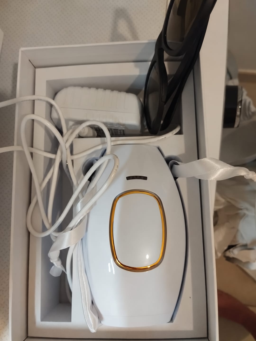 Customer photo review of Voise IPL hair removal device GB