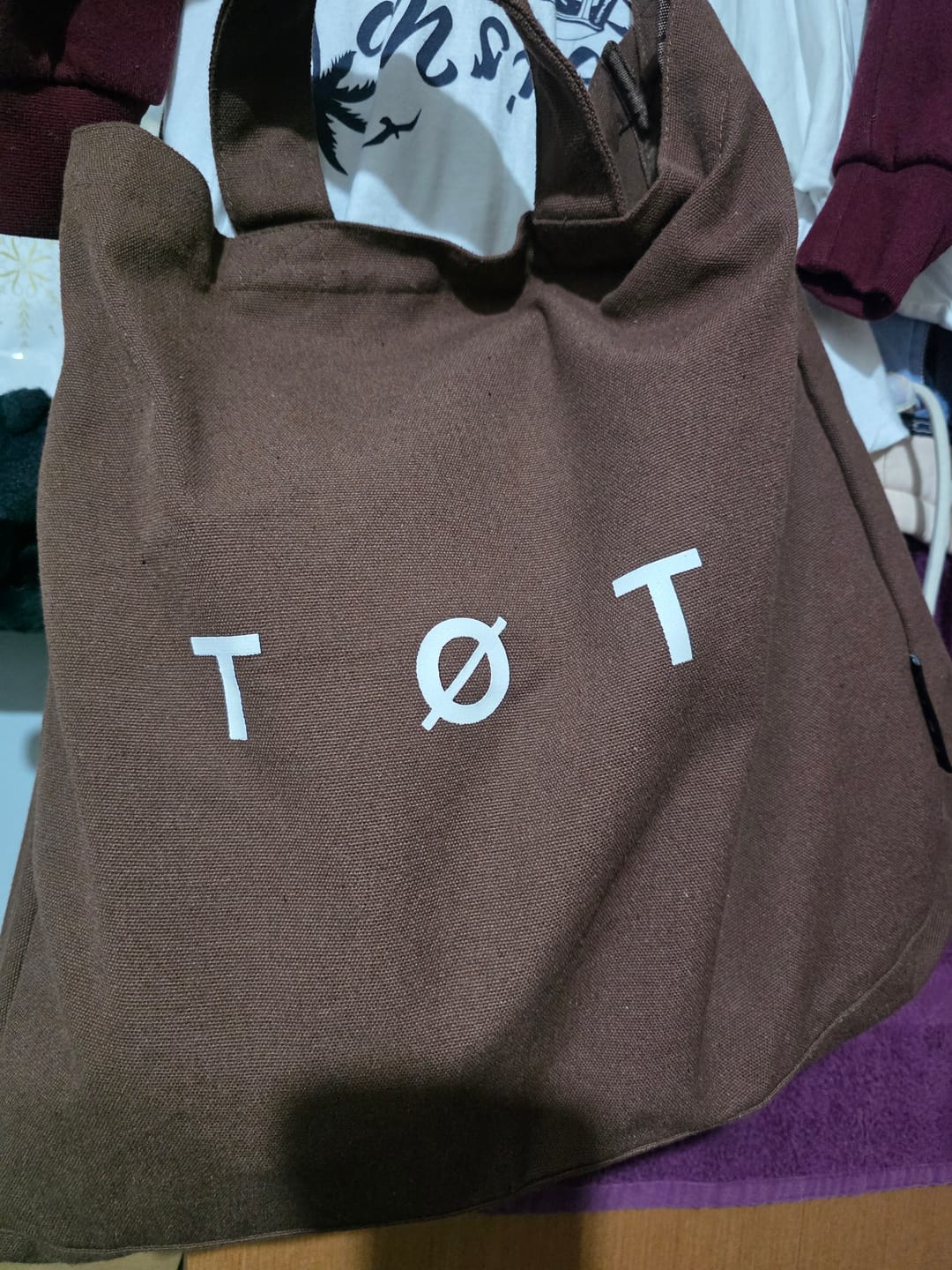Customer photo review of Brown TØTE Bag