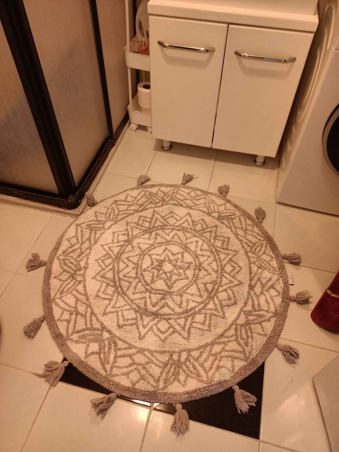 Customer photo review of Pina Yuvarlak Banyo Paspası %100 Pamuk 100x100 Gri