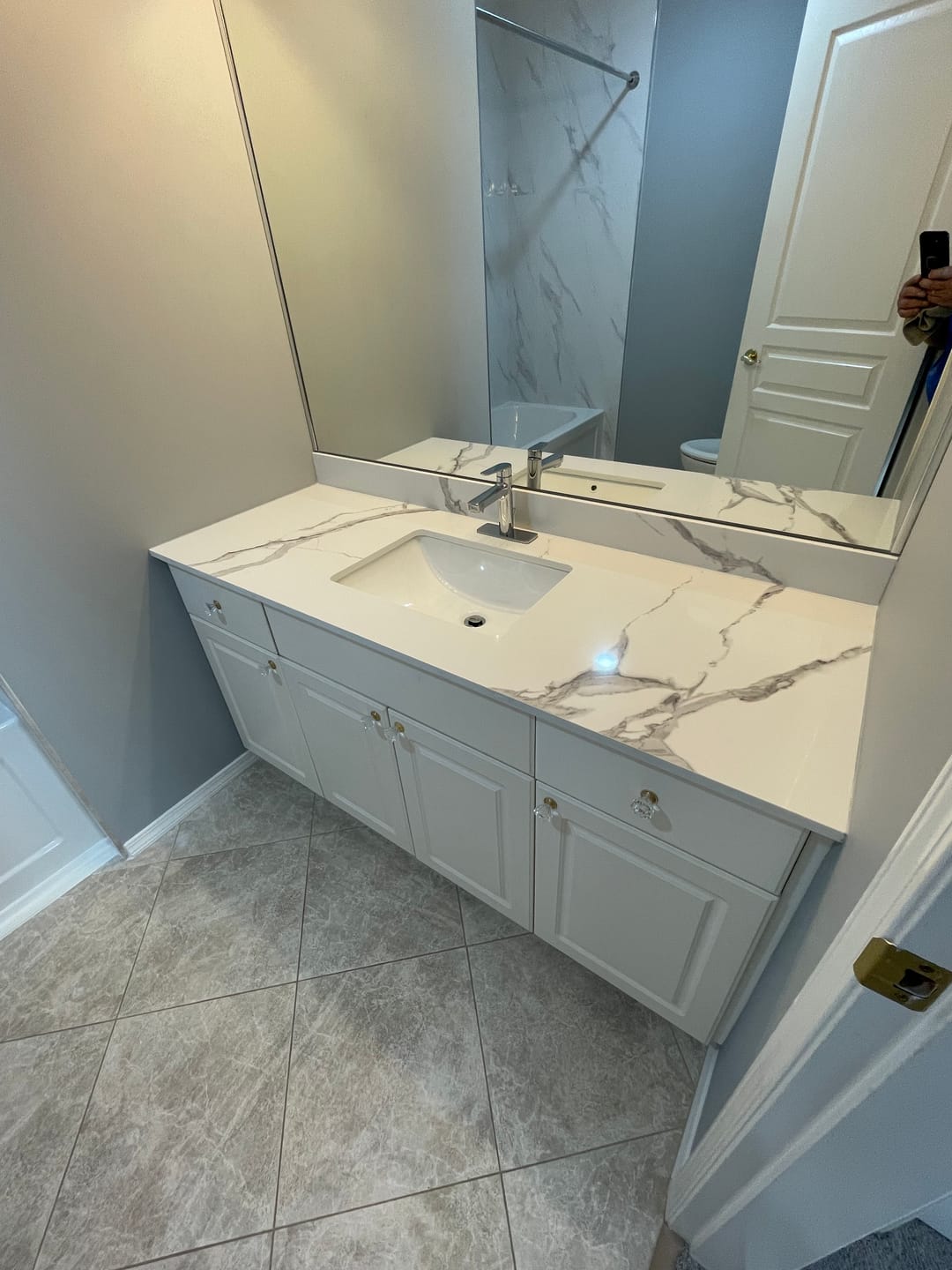 Customer photo review of 60" Vanity (61" Width) Single Sink Counter Top