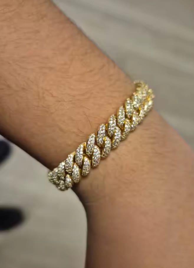 Customer photo review of Iced Out Cuban Bracelet 10MM (Gold)