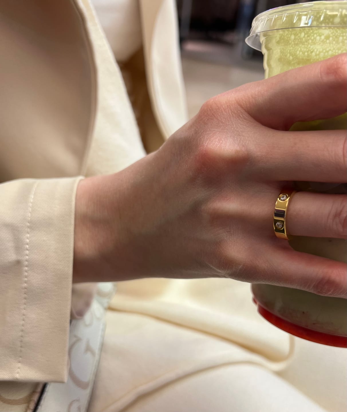 Customer photo review of Arianna Ring | 18K vergoldet