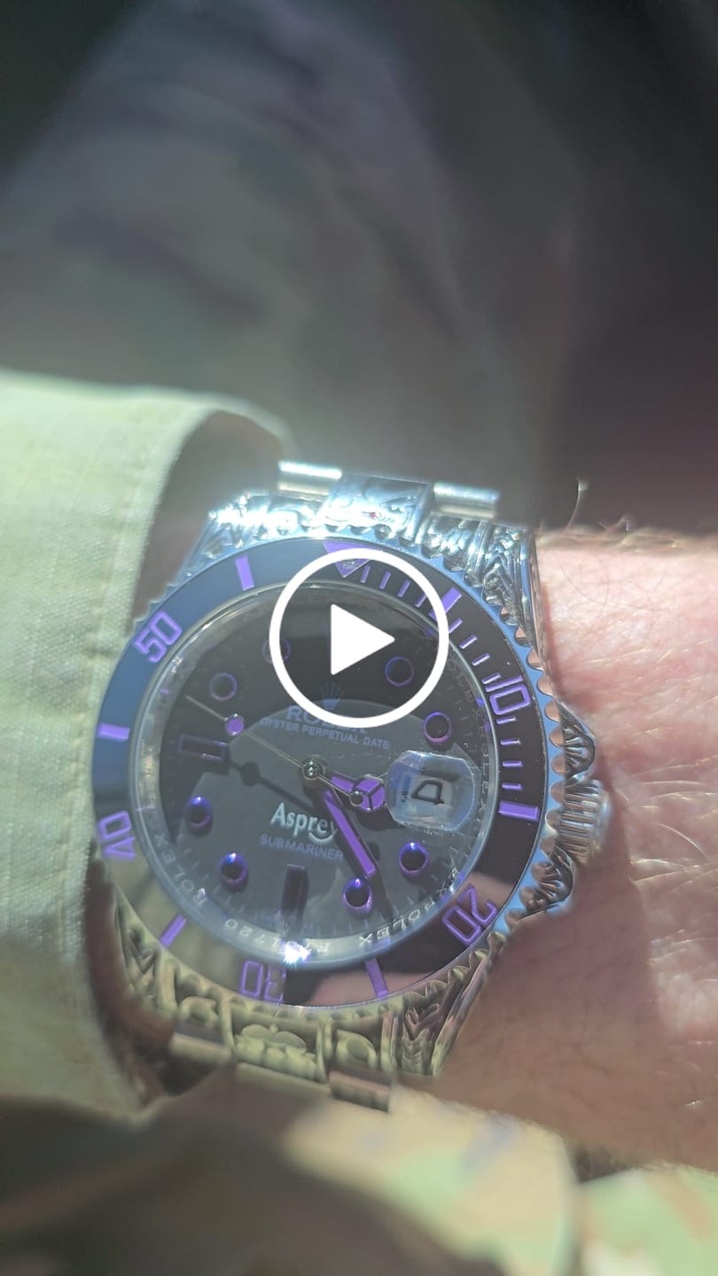 Customer video review of SUBMARINER CUSTOM HAND ENGRAVED LIMITED EDITION