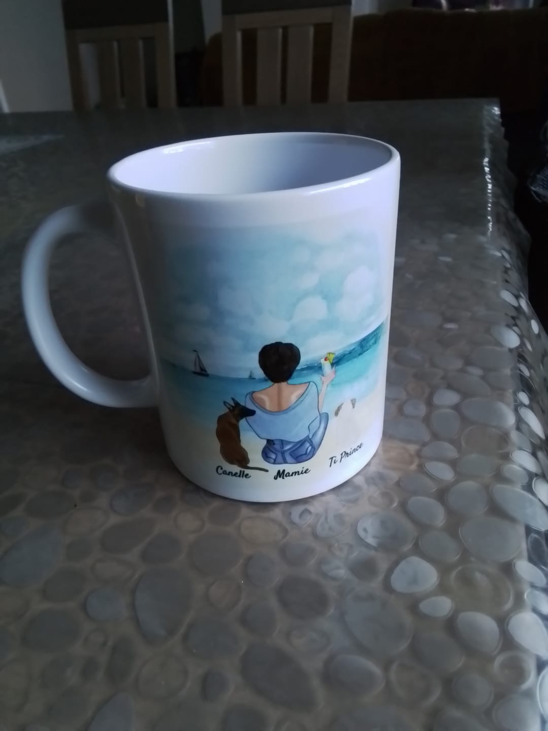 Customer photo review of Hundemama - Personalisierte Tasse (Frau mit Hund oder Katze, Muttertag)