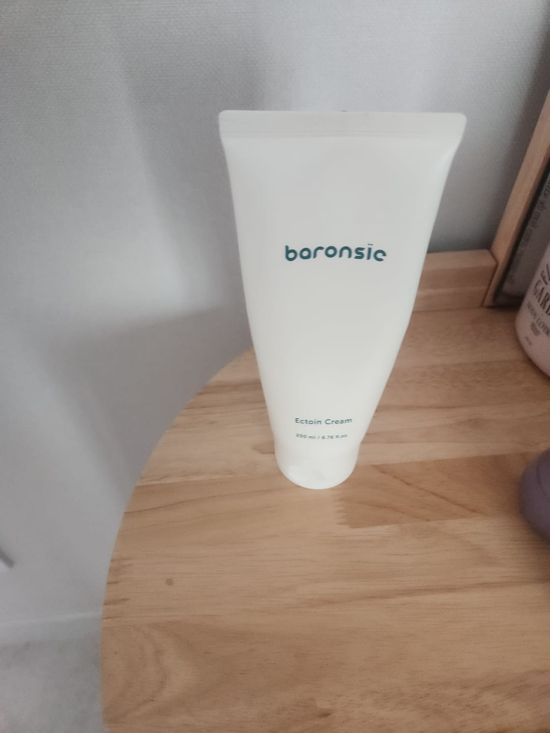 Customer photo review of baronsie Ectoin Cream 200ml