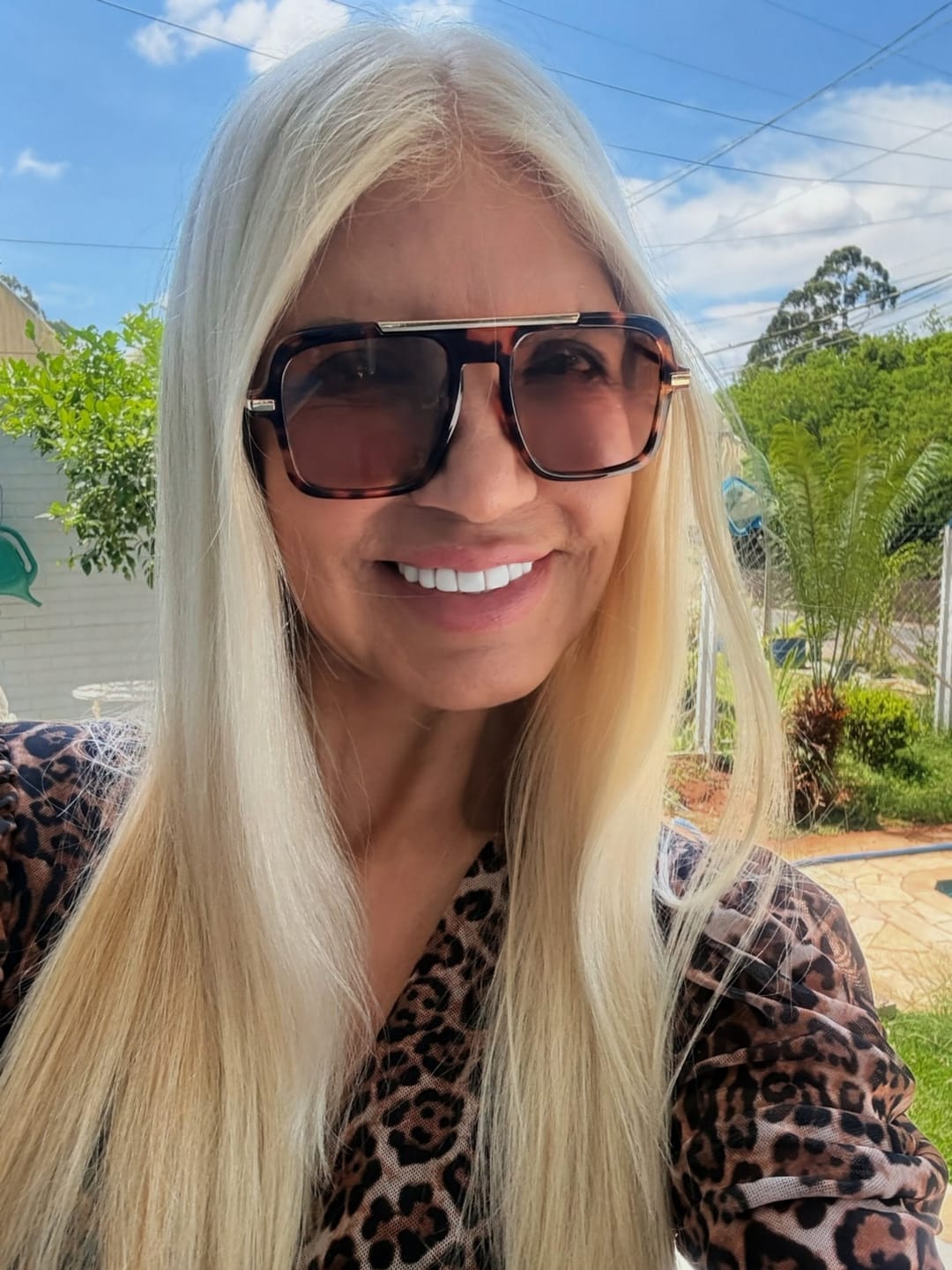Customer photo review of Óculos Serifos