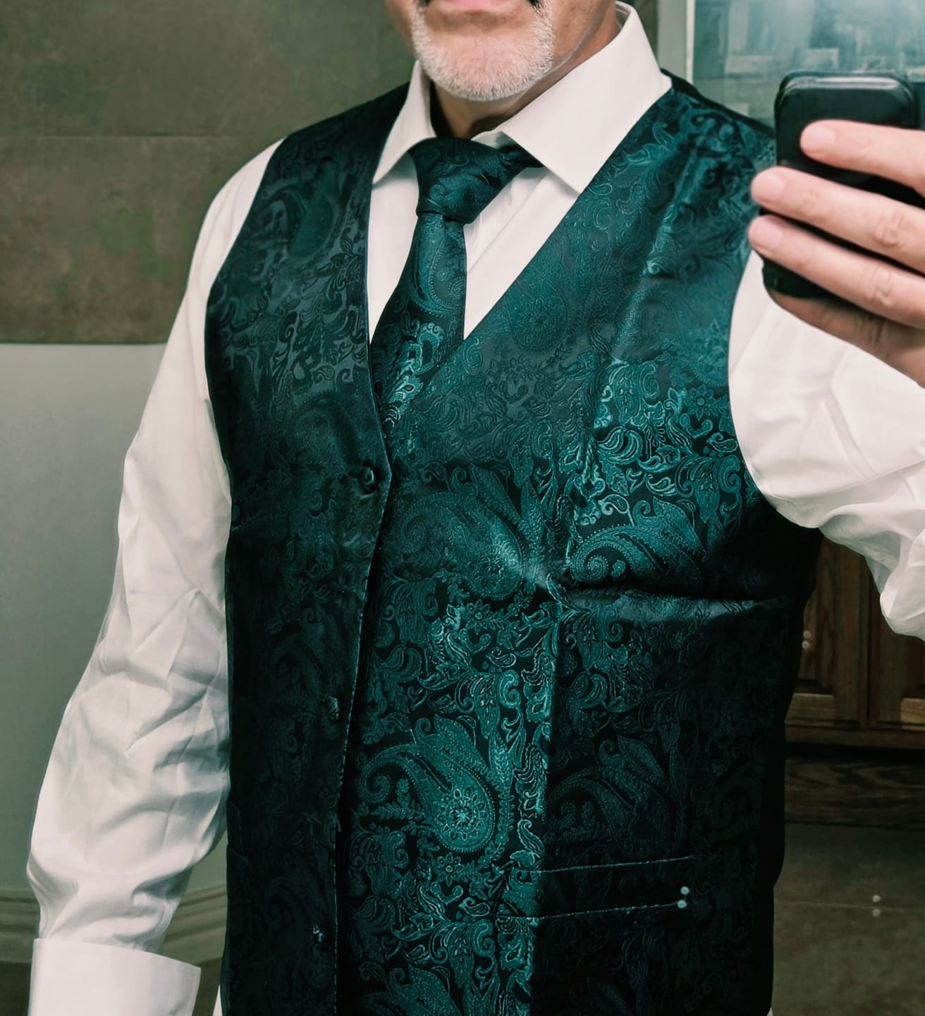 Customer photo review of Ties2you Hunter Green Paisley Vest Silk Business Mens Suit Waistcoat Tie Handkerchief Cufflinks Set