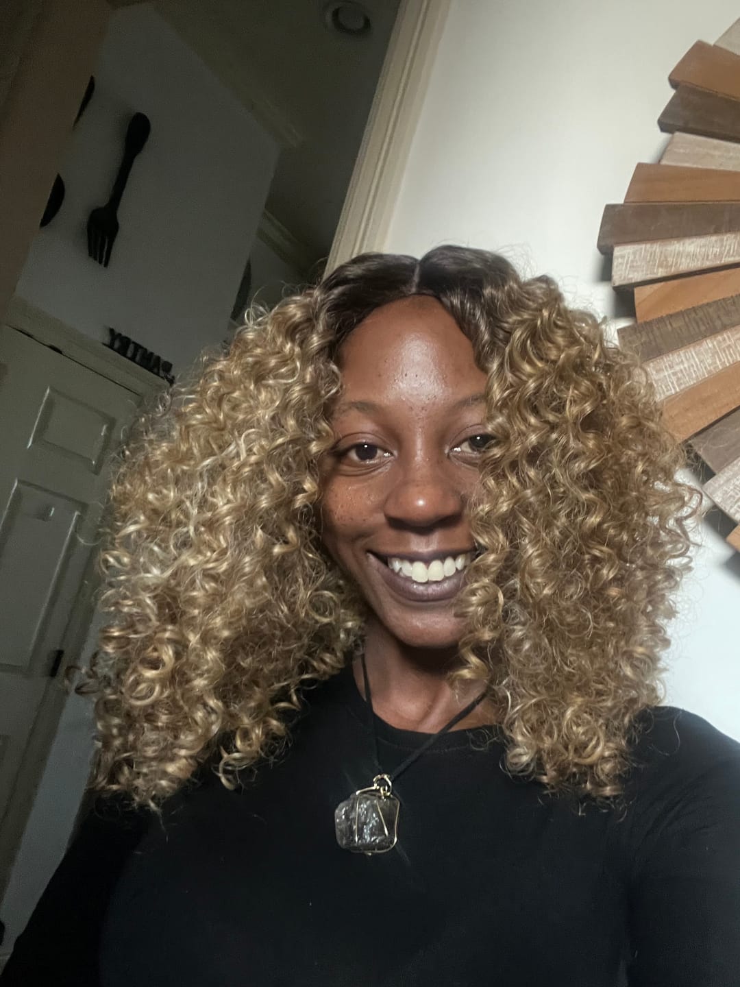Customer photo review of Outre The Daily Wig Lace Part Wig - DEANDRA