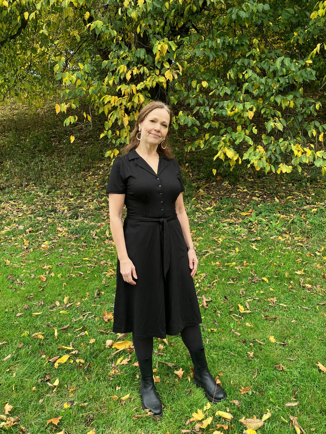 Customer photo review of Sheeva kjole kortermet - svart