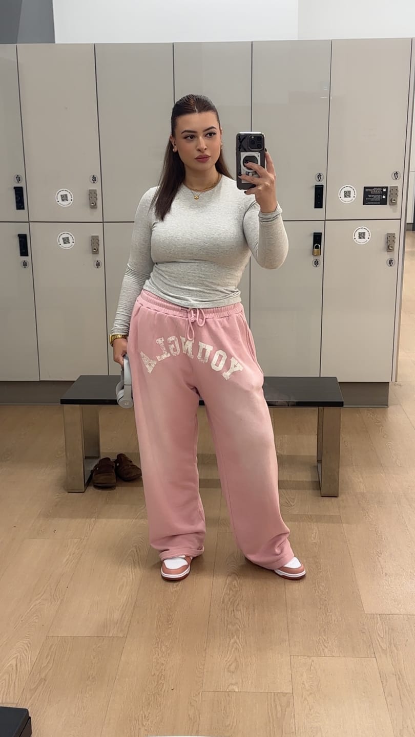 Customer photo review of 2105 - Arc Collection Joggers - Sweats