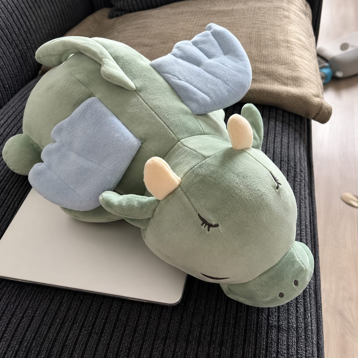 Customer photo review of Heartbeat & Warmth Calming Plush for Pets