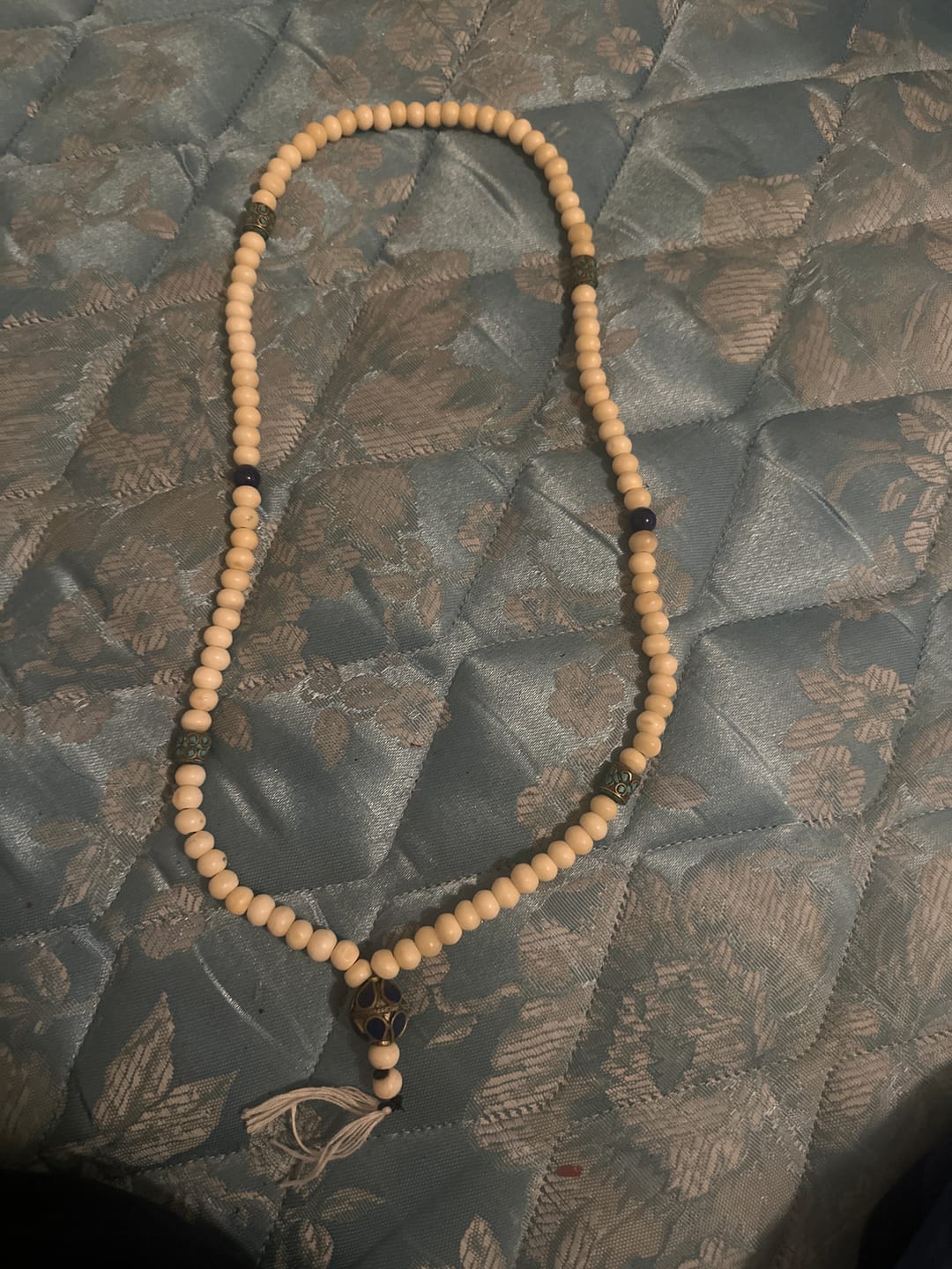 Customer photo review of 15.5" AA genuine Natural Lapis lazuli stone 6mm/8mm/10mm round beads