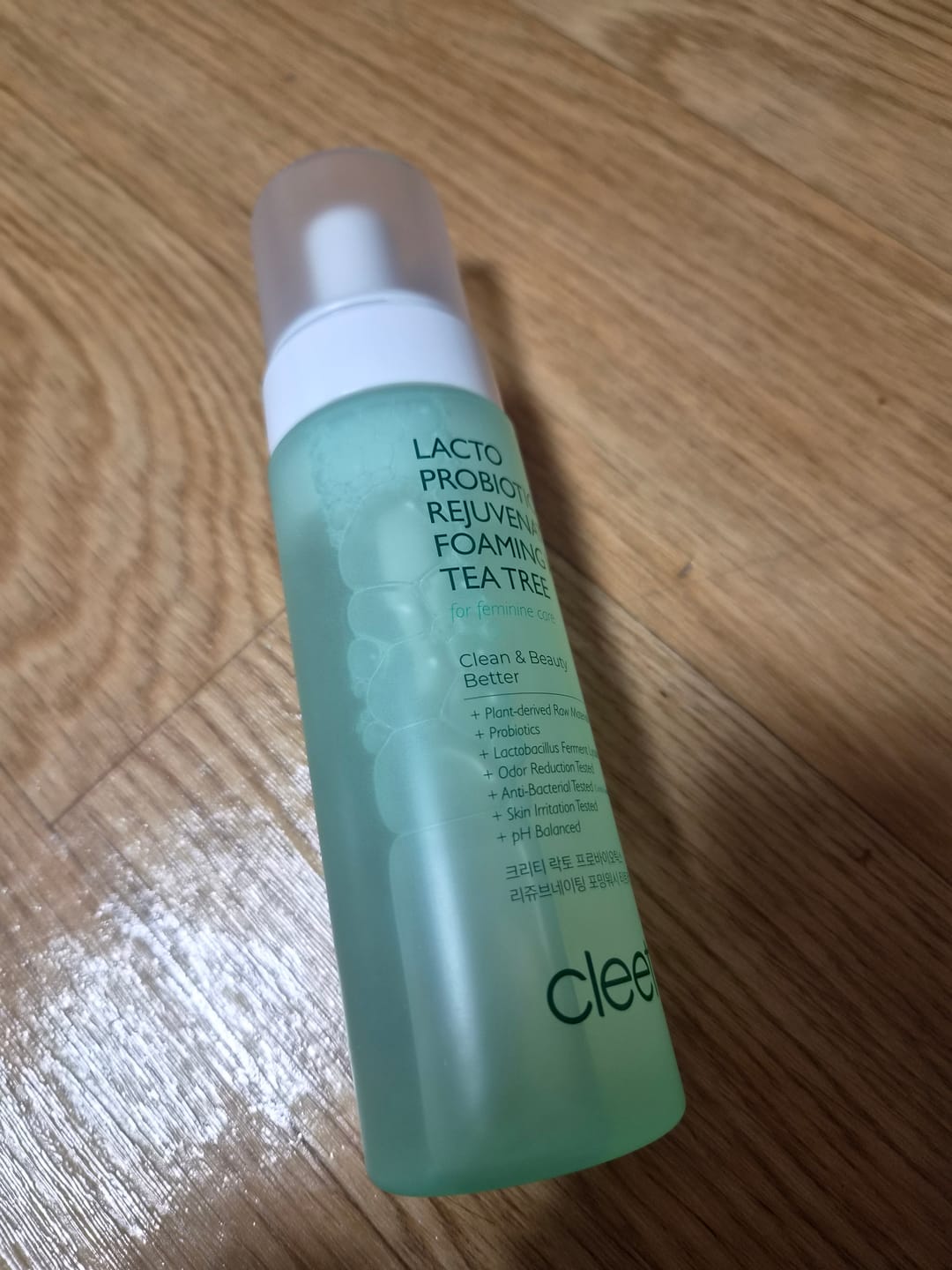 Customer photo review of cleety Lacto Probiotics Rejuvenating Foaming Wash Tea Tree 175ml