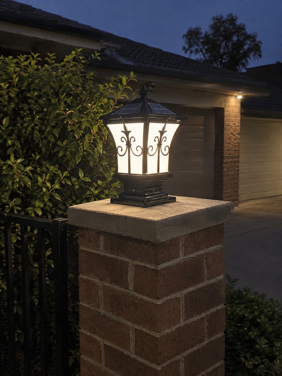 Customer photo review of Heritage Solar Pillar Lights | Dusk to Dawn Waterproof Gate Post Lamp