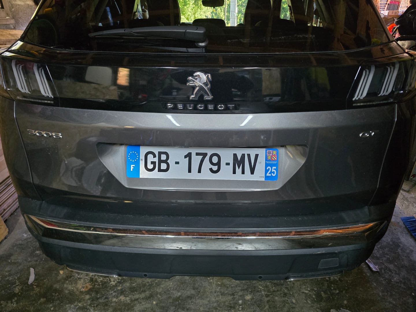 Customer photo review of Plaque auto plexiglass homologuée