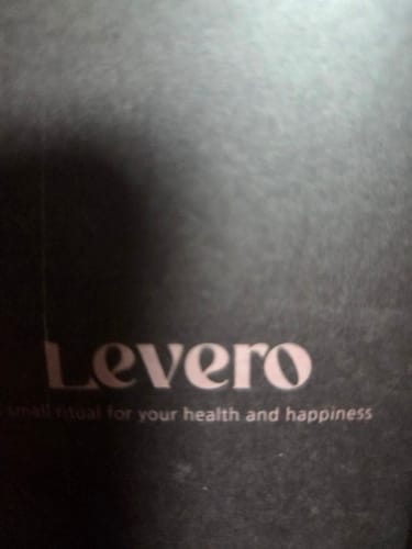 Customer photo review of Levero Coloring Shampoo — Grey Coverage in 5–10 Minutes, 300ml