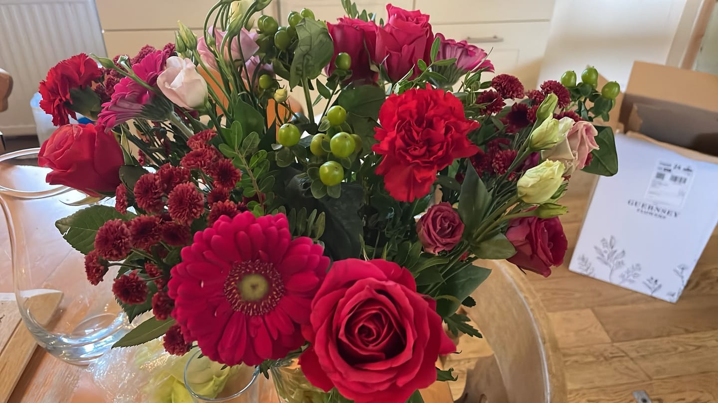 Customer photo review of Daphne | Vibrant Autumn Bouquet