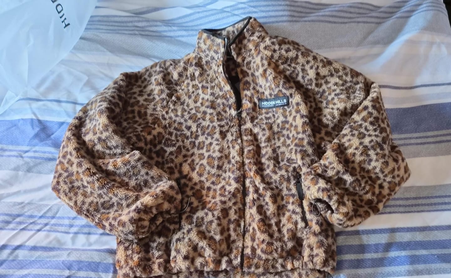 Customer photo review of FLEECE ZIP UP JACKET LEOPARD PRINT
