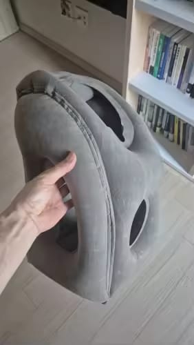 Customer photo review of NapGo™ Inflatable Travel Pillow