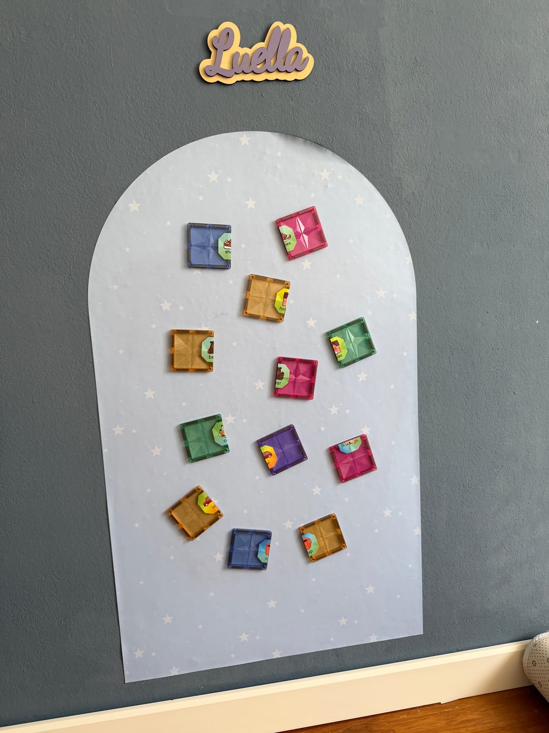 Customer photo review of Ultra Mag Small play wall  39"x24" (100cmx60cm) removable & Repositionable