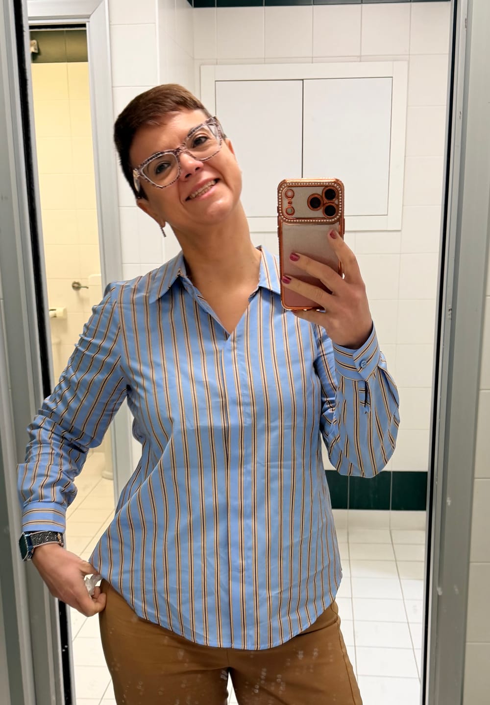 Customer photo review of CAMICIA BRENDA CELESTE