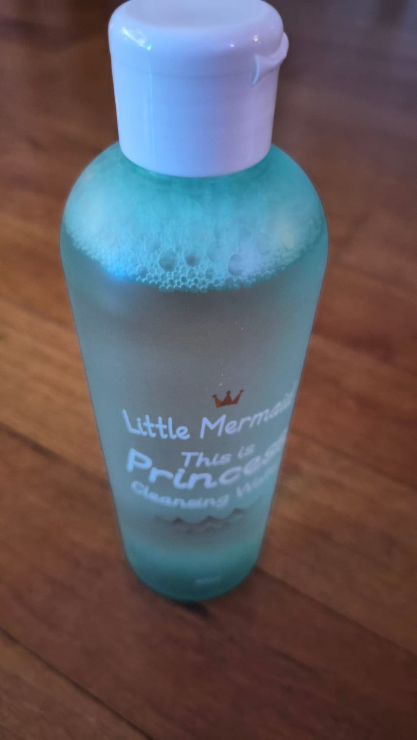 Customer photo review of Beauty Recipe Little Mermaid This Is Princess Cleansing Water 500ml