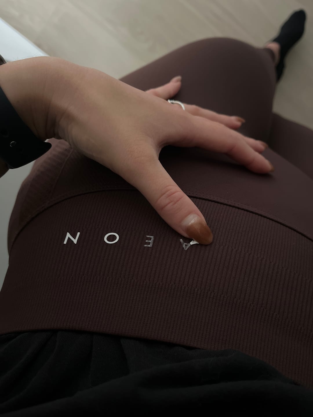 Customer photo review of MOTION MID WAIST SCRUNCH LEGGINGS V2