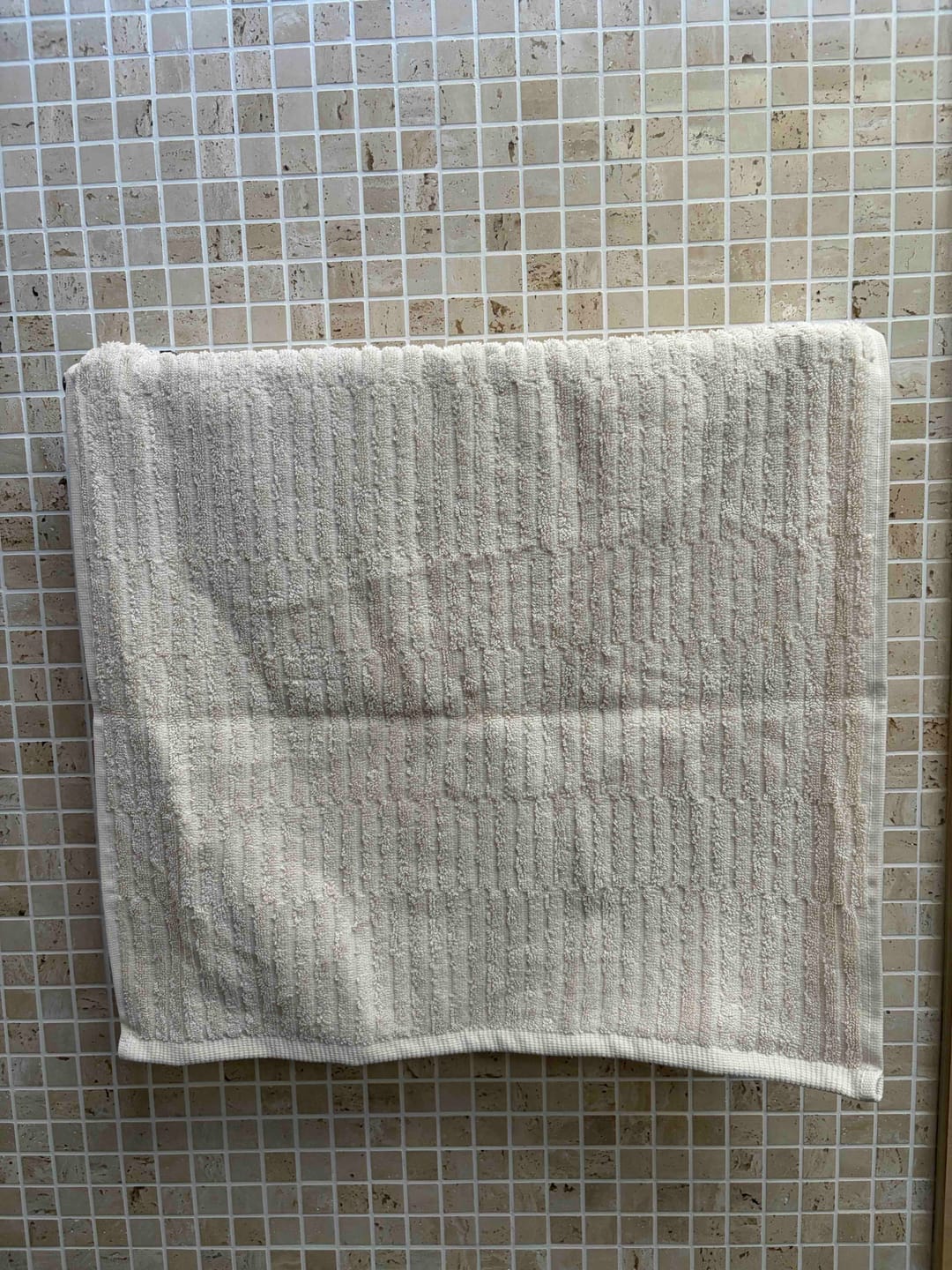Customer photo review of Earth Yüz Havlusu 50x90 cm Bej