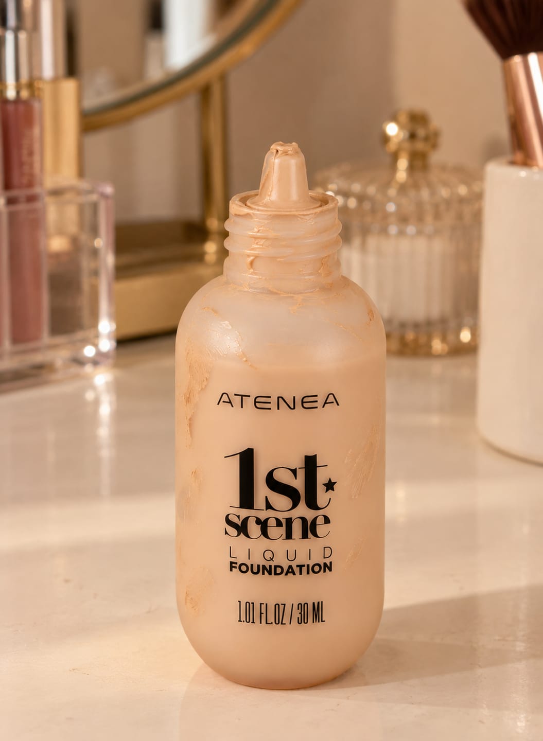 Customer photo review of BASE DE MAQUILLAJE LÍQUIDA 1ST SCENE