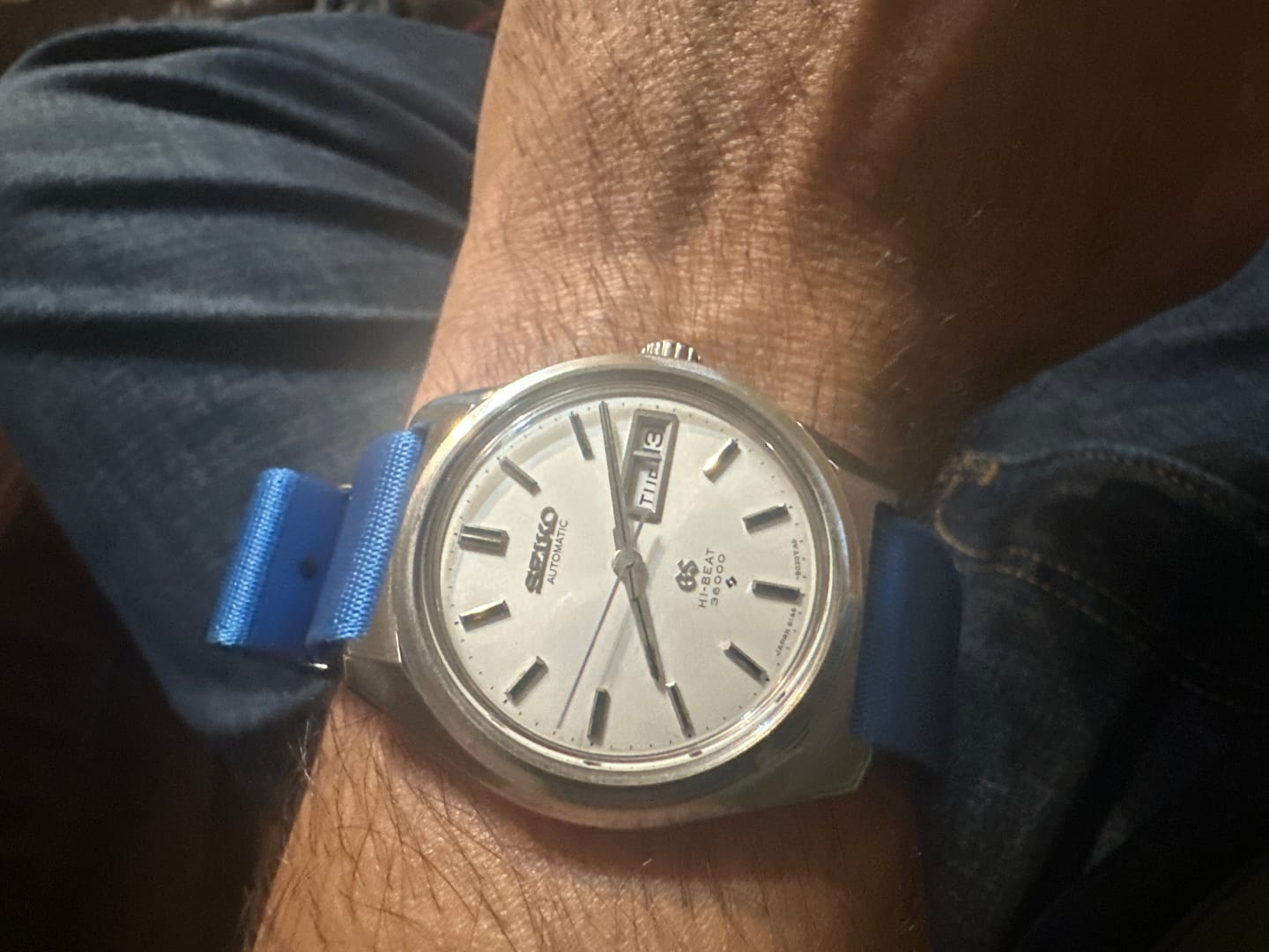 Customer photo review of Azure Blue Pass-Through Strap | Premium Seatbelt Nylon