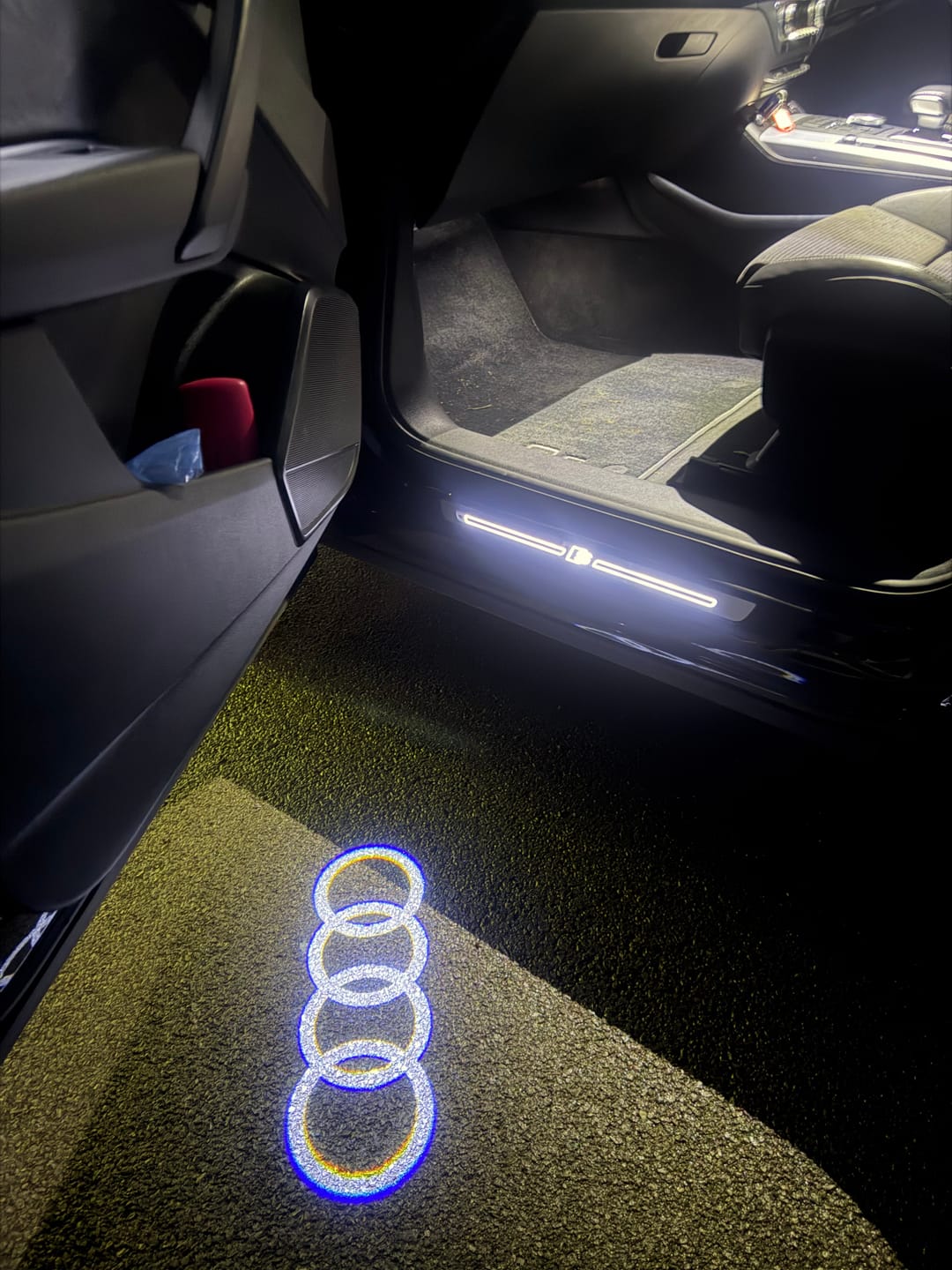 Customer photo review of AUDI DOOR LIGHTS