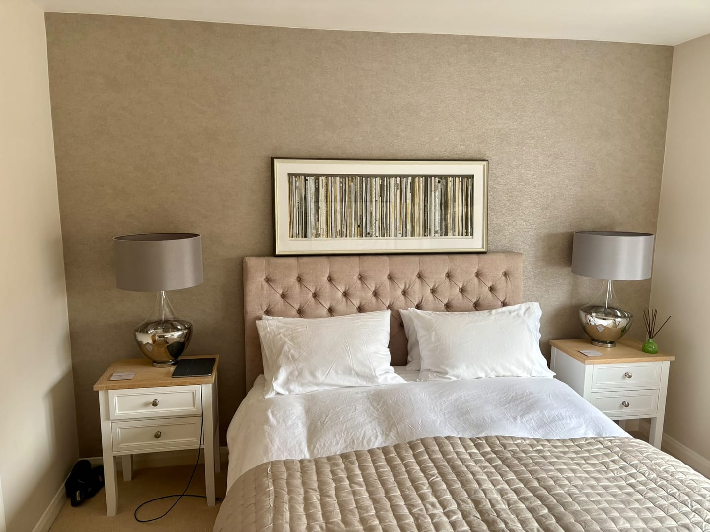 Customer photo review of Classic Vinyl By Faye Reynolds-Lydon