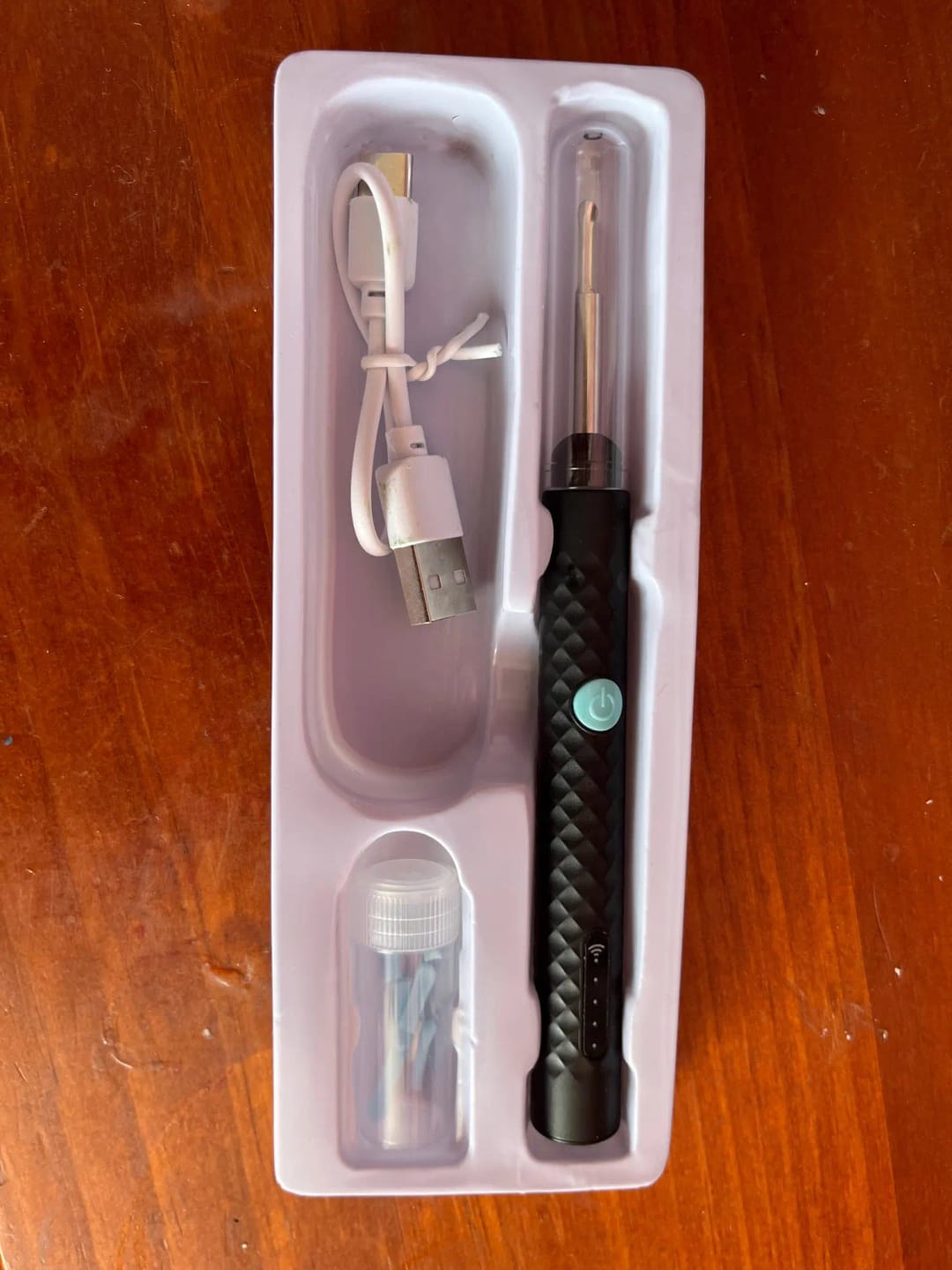 Customer photo review of AllAboutEars – 1080P Connected Otoscope, WiFi Ear Camera (iOS & Android)